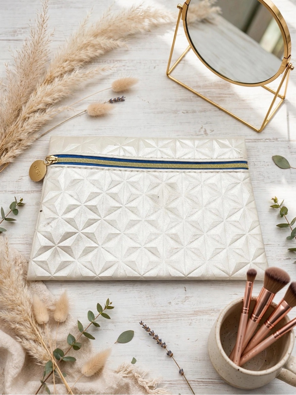 💥 4/$20 🆕 Ipsy Origami-Like Cosmetic Bag